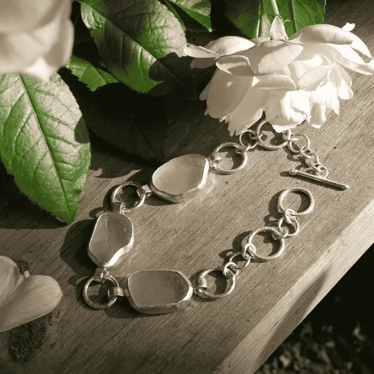 Silver pebble-stone bracelet
